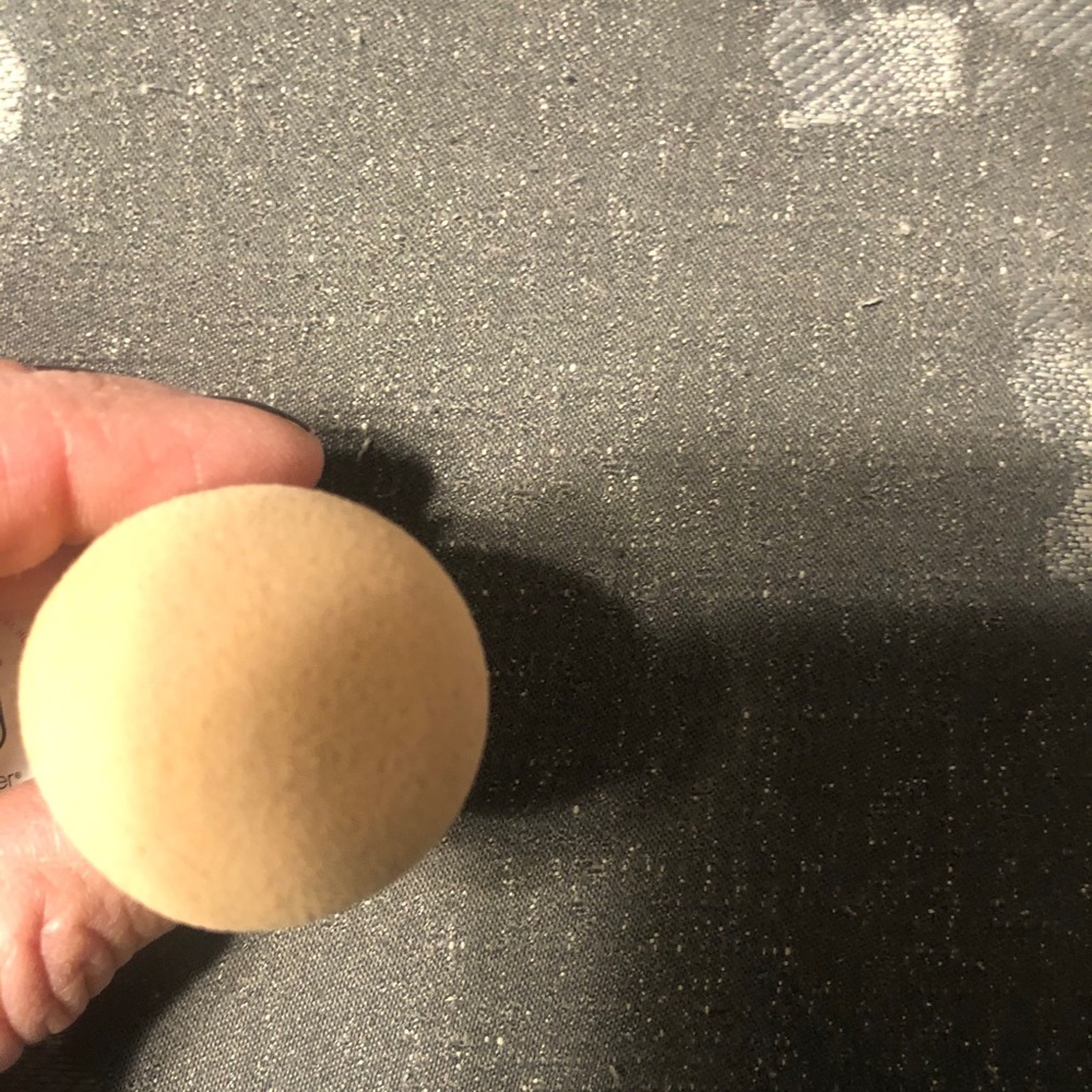 BeautyBlender Sponge and Cleaner NWOT - Picture 7 of 8